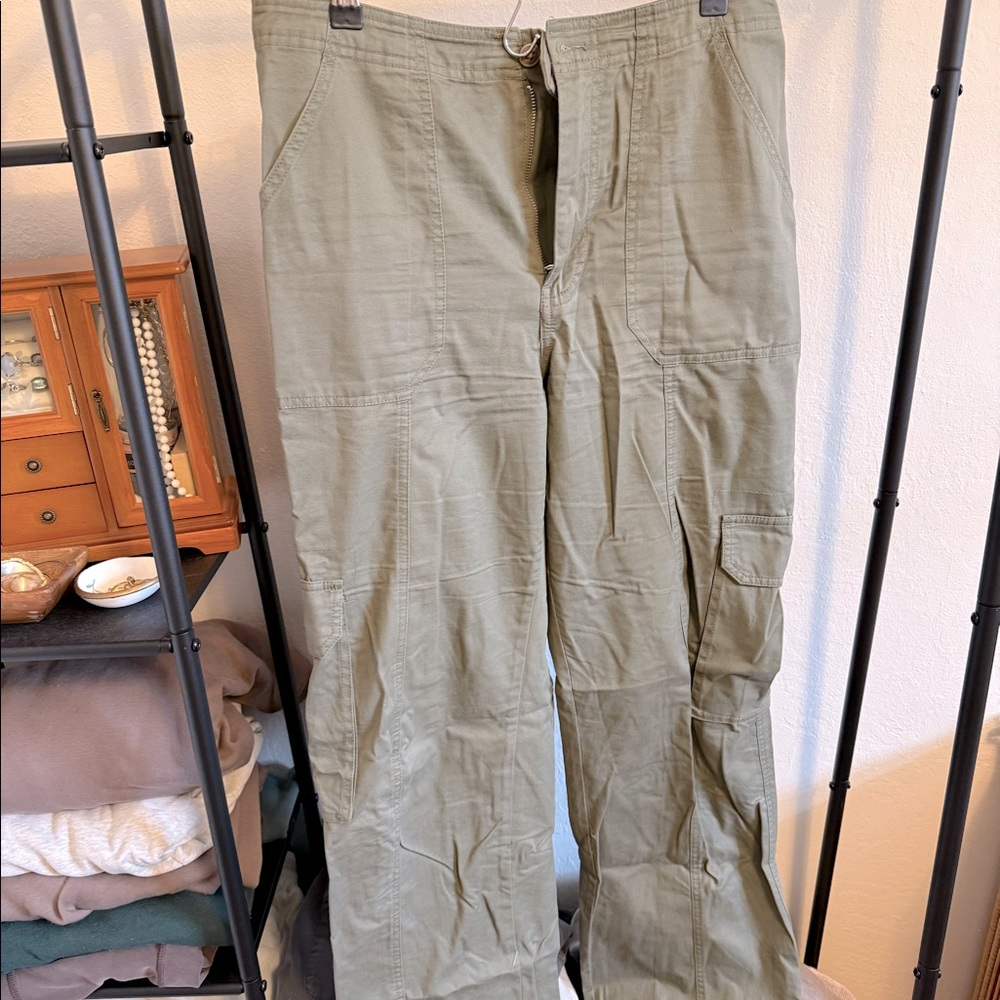 Cargo pants